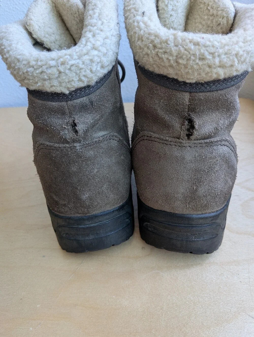 SOREL Waterfall Low Lace Waterproof Suede Winter Boots Brown Women's 8 Flawed